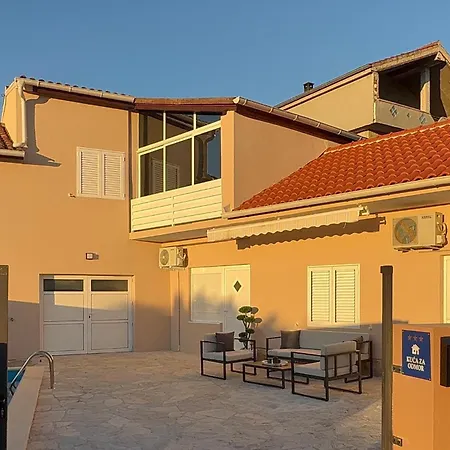 בית נופש Two-bedroom With An Outdoor Swimming Pool 04 Kruševo