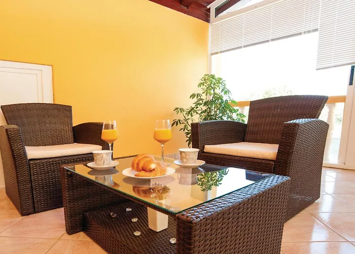 Two-bedroom With An Outdoor Swimming Pool 04 *