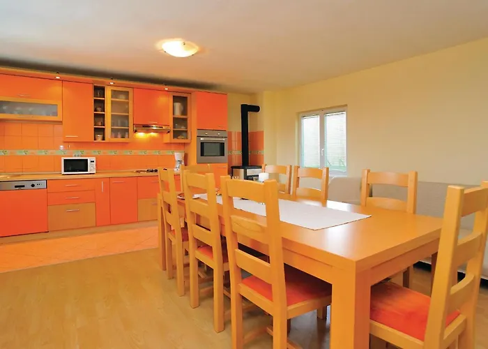 Two-bedroom With An Outdoor Swimming Pool 04