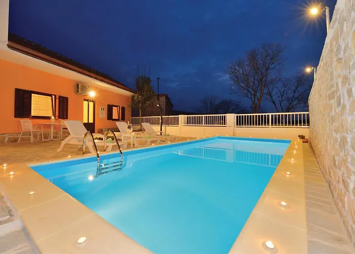 Two-bedroom With An Outdoor Swimming Pool 04 * Kruševo