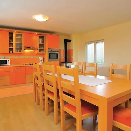 Two-bedroom With An Outdoor Swimming Pool 04