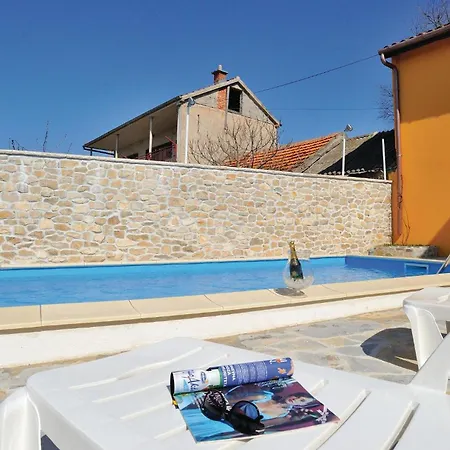 Two-bedroom With An Outdoor Swimming Pool 04 Kruševo